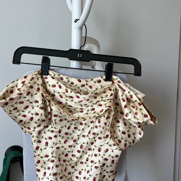 NWOT Reformation off shoulder top floral print - Picture 6 of 11